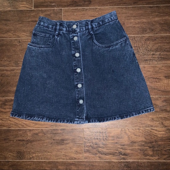 Beautiful Vintage Denim Skirt - Picture 1 of 3